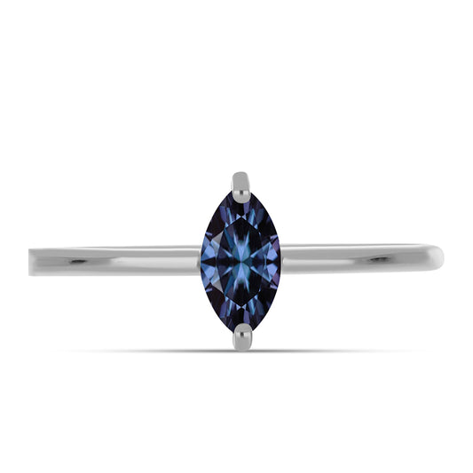 Anillo de Plata con Moisanita "Púrpura Imperial"