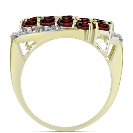 Anillo de Plata Bañada en Oro con Granate Barton y Topacio Blanco