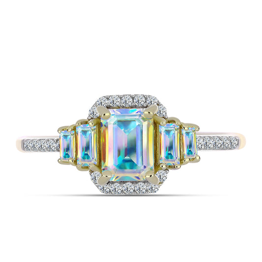Anillo de Plata Bañada en Oro con Moisanita hielo y Zircón Blanco