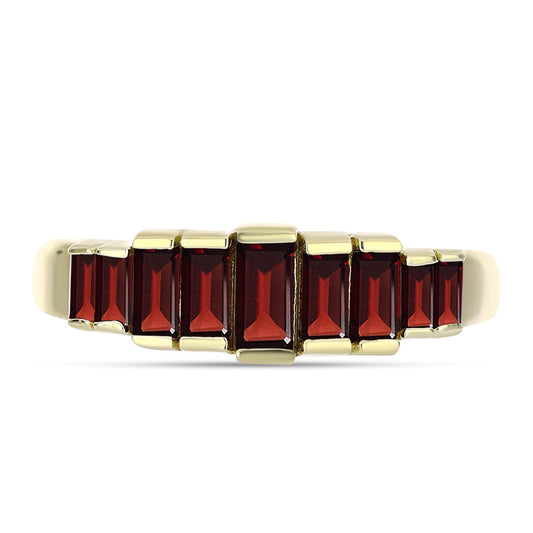 Anillo de Plata Bañada en Oro con Granate Barton