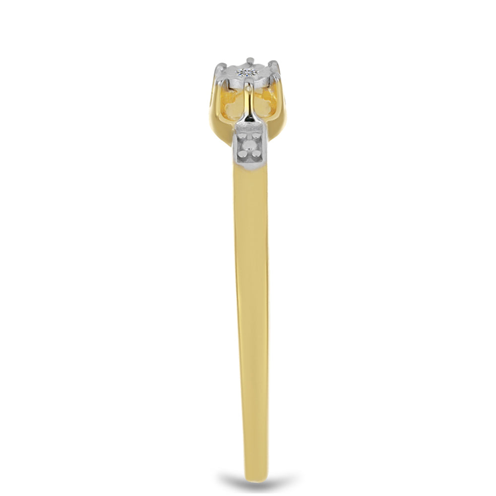 Anillo de Plata Bañada en Oro con Diamante blanco