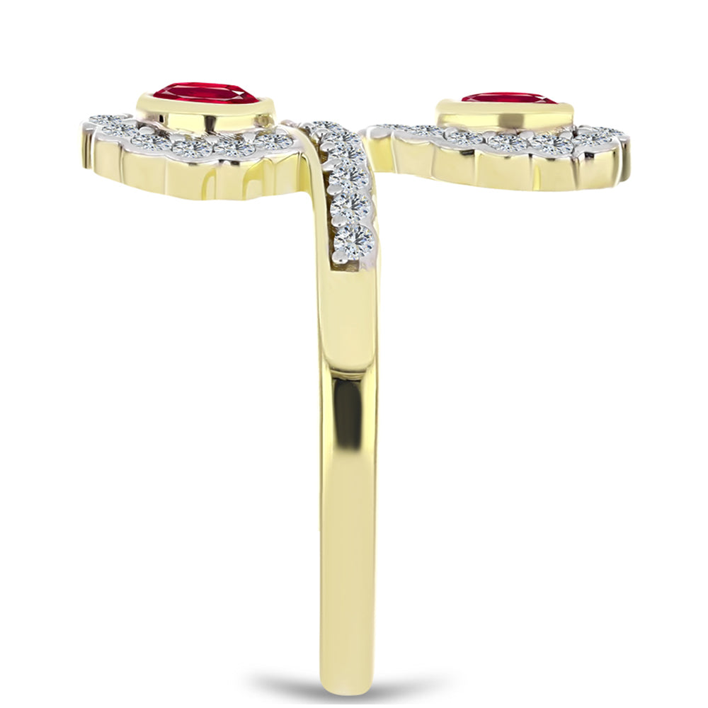 Anillo de Plata Bañada en Oro con Rubí de Madagascar y Topacio Blanco