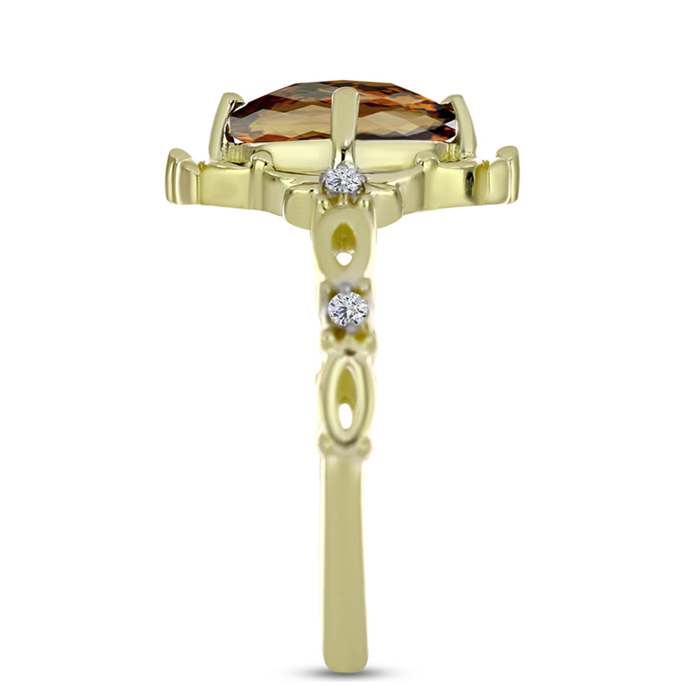 Anillo de Plata Bañada en Oro con Cuarzo Coñac y Topacio Blanco