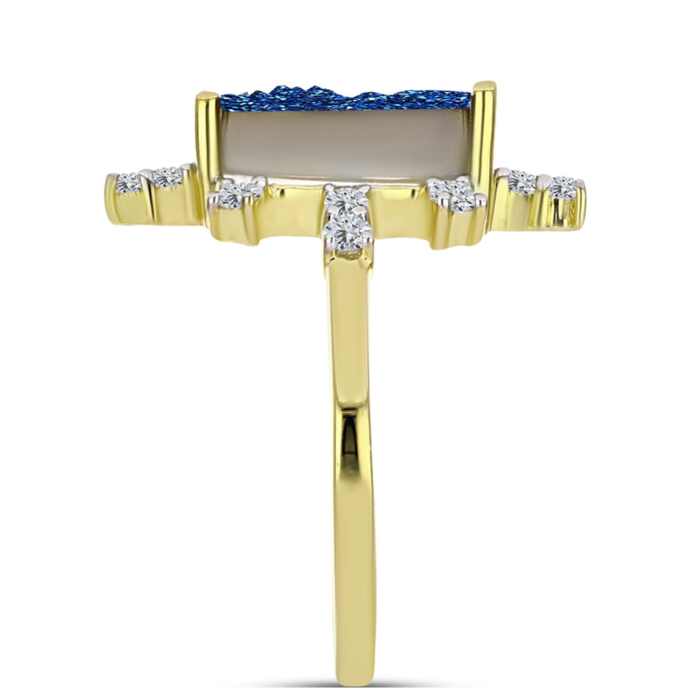 Anillo de Plata Bañada en Oro con Drusa Azul y Topacio Blanco