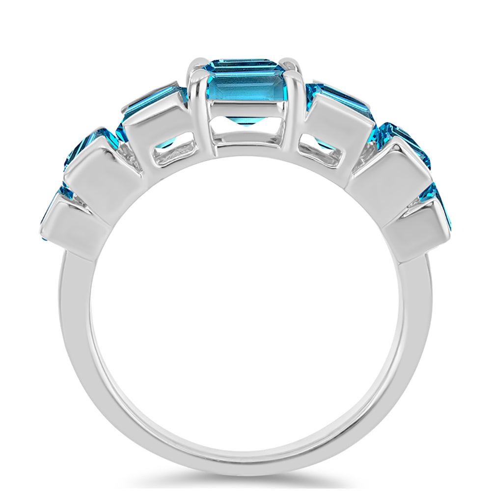 Anillo de Plata con Topacio Azul Suizo