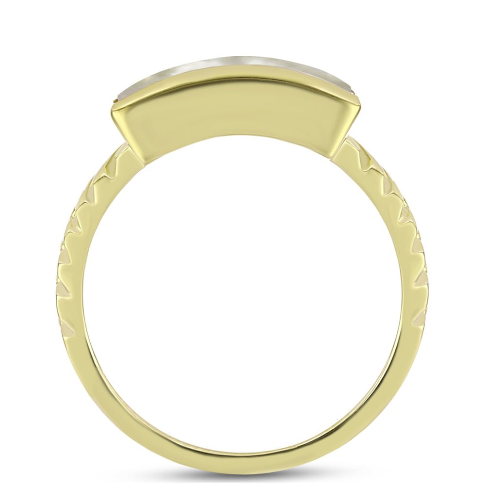 Anillo de Plata Bañada en Oro con Madreperla