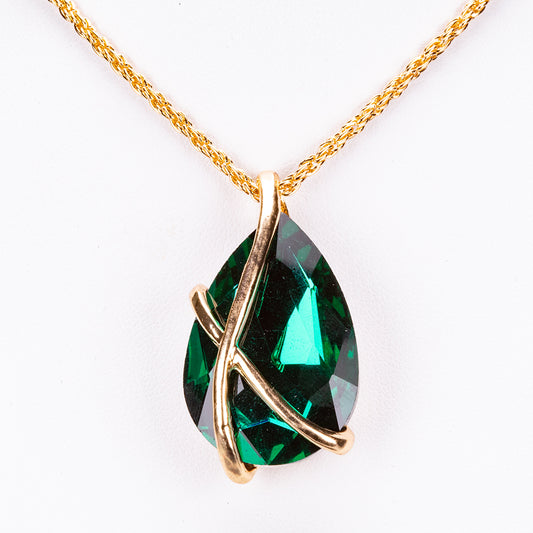 Conjunto de Aleación Bañado en Oro con Cristal Emporia® Verde ( Collar +Pendientes +Colgante )