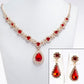 Conjunto de Aleación Bañado en Oro con Cristal Emporia® Rojo y Cristal Emporia® Blanco ( Collar +Pendientes )