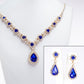 Conjunto de Aleación Bañado en Oro con Cristal Emporia® Azul y Cristal Emporia® Blanco ( Collar +Pendientes )