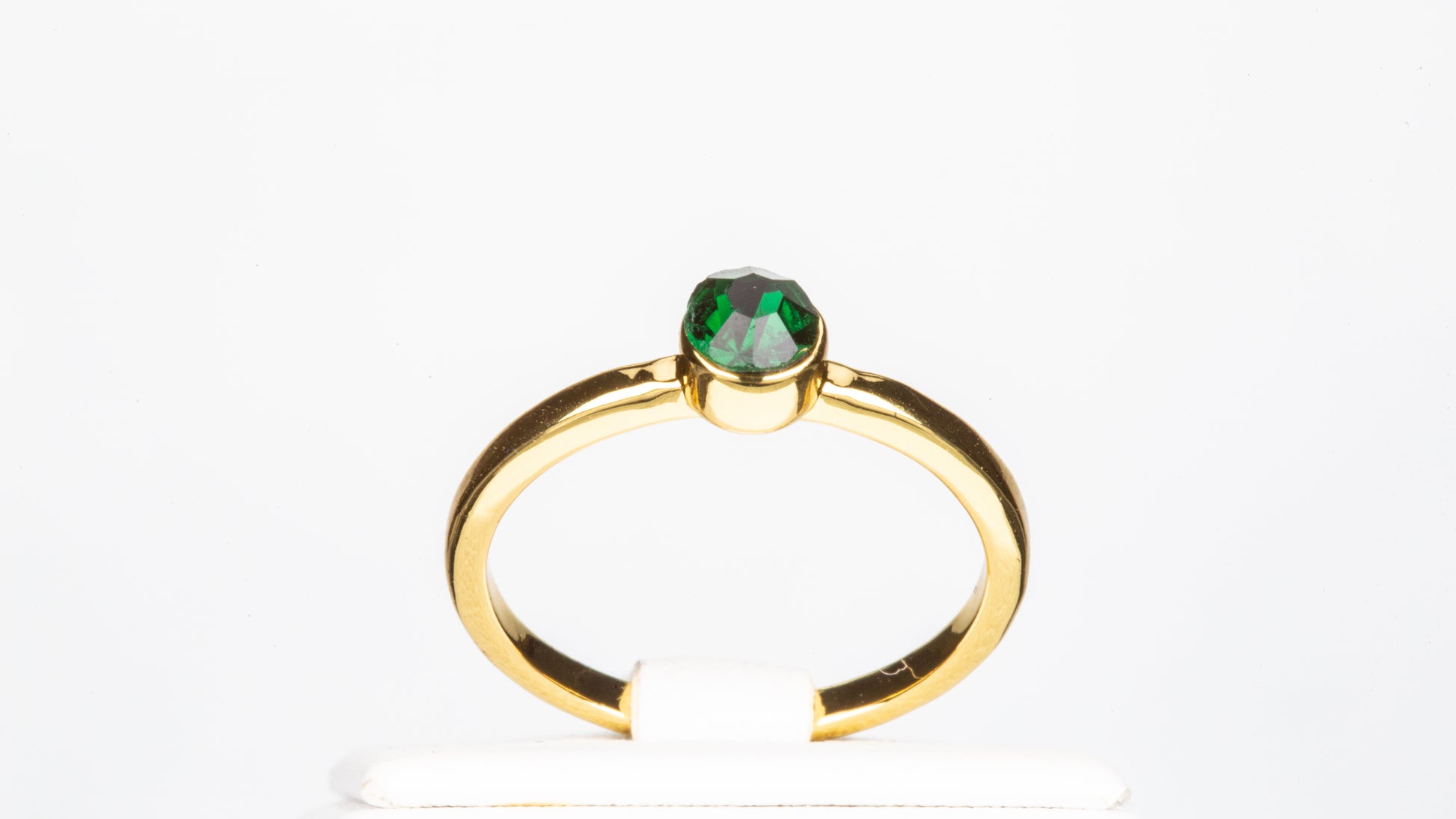 Conjunto de Aleación Bañado en Oro con Cristal Emporia® Rojo ( Anillo ) 15 